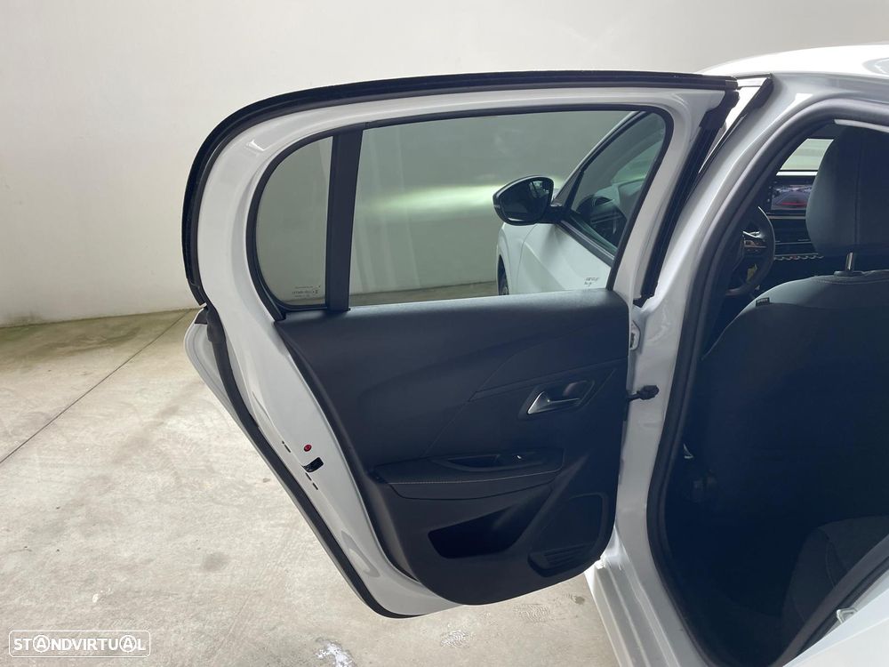 Peugeot 208 PureTech 100 Allure Pack - 18