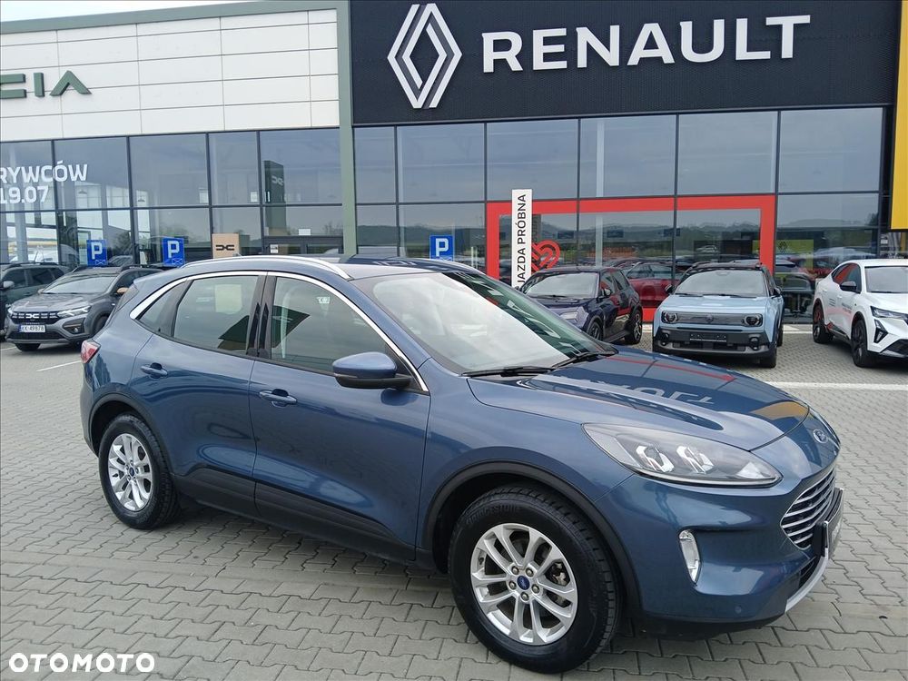 Ford Kuga - 1