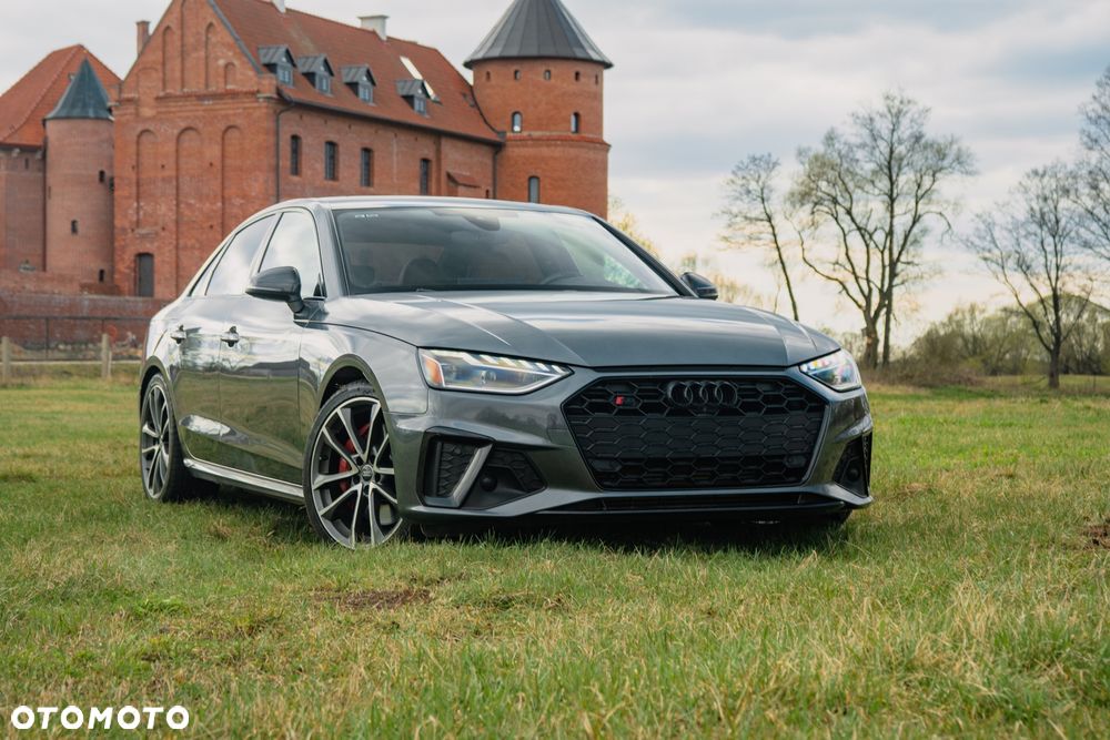 Audi S4 Limousine - 1