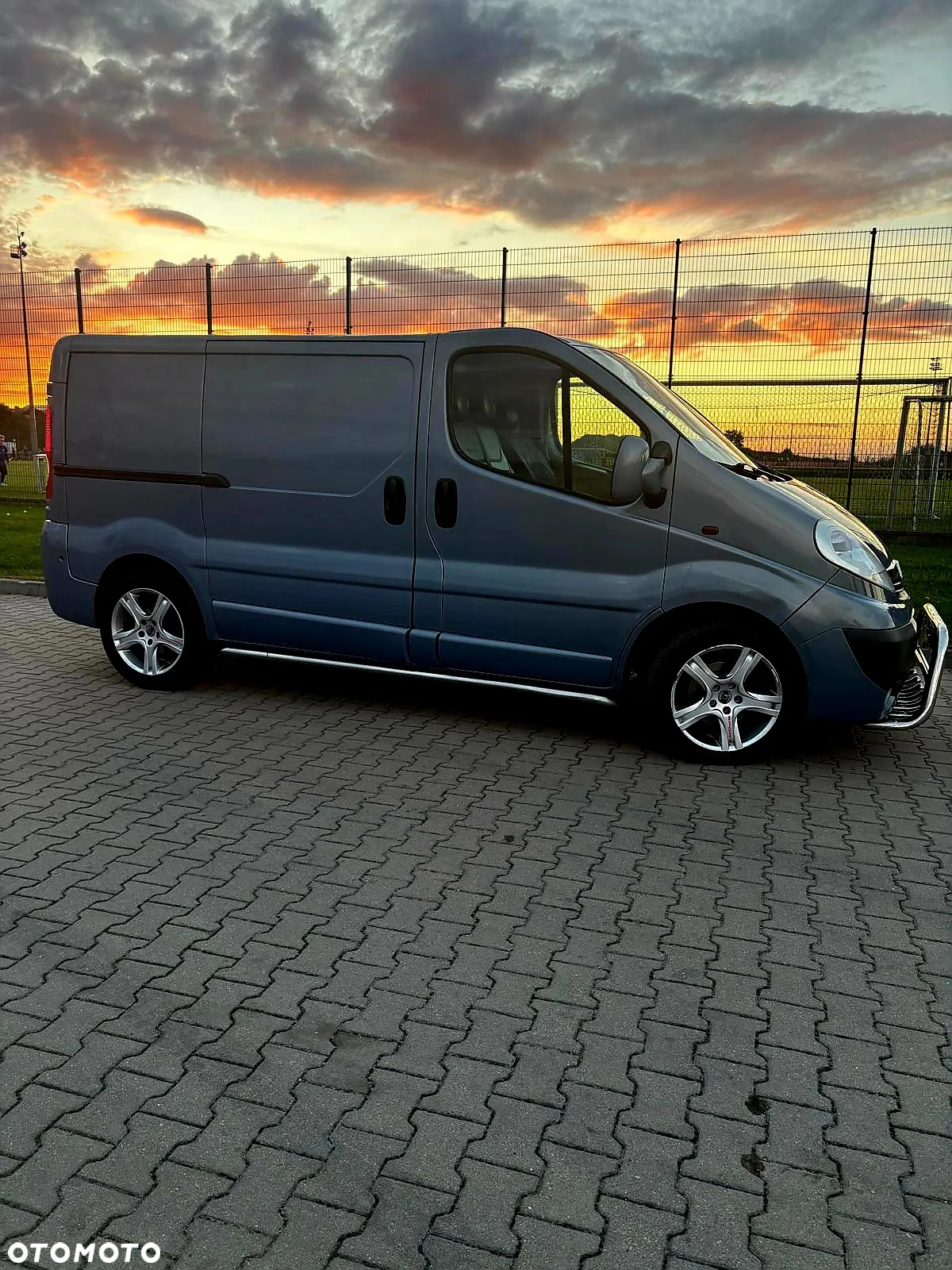 Opel Vivaro - 12
