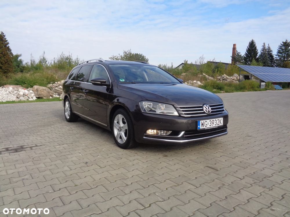 Volkswagen Passat 2.0 TDI DPF Highline - 22