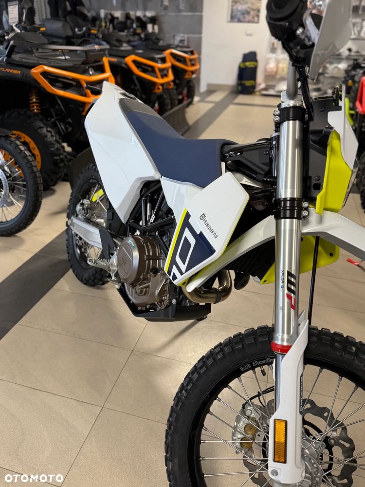 Husqvarna 701 - 4