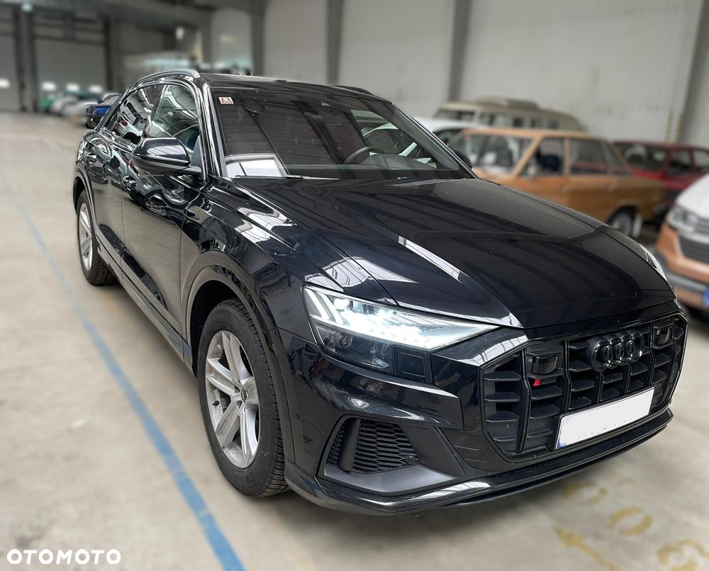 Audi SQ8 - 1