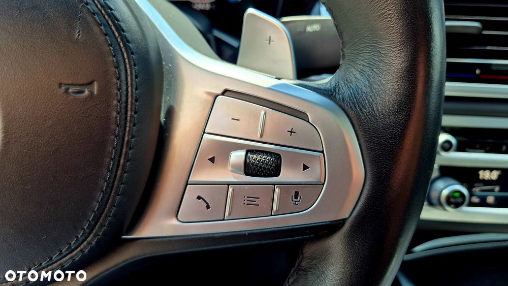 BMW Seria 7 730d sport - 23