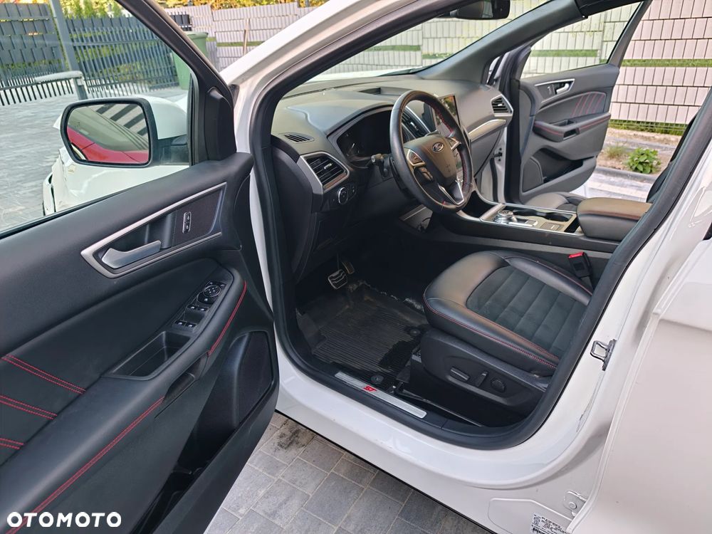 Ford Edge 2.0 EcoBlue Bi-Turbo 4x4 ST-LINE - 23