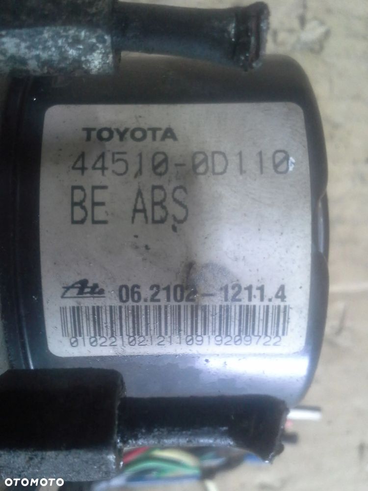 Toyota Yaris II pompa abs 89541-0D060 44510-0D110 plus wtyczka z wiązką - 9