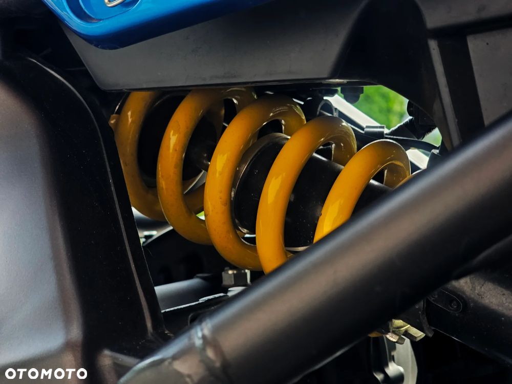 Yamaha XSR - 12