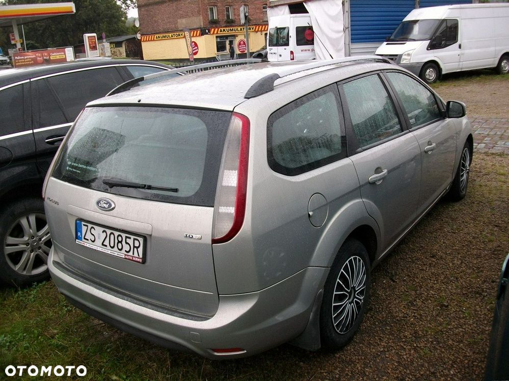 Ford Focus - 4