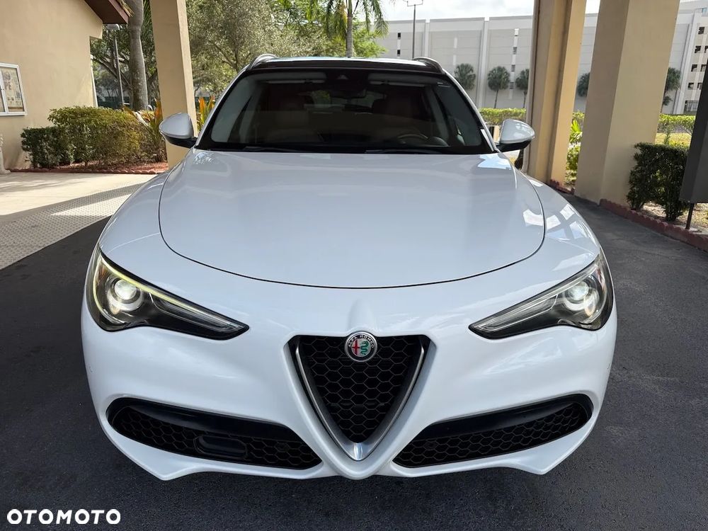 Alfa Romeo Stelvio 2.0 Turbo 16V AT8-Q4 Lusso Ti - 6