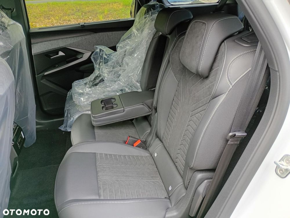 Peugeot 5008 - 17
