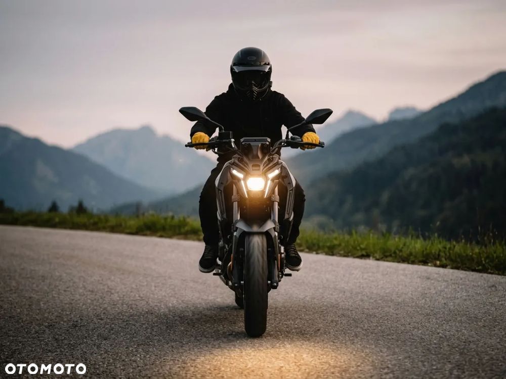 VOGE R125S - 17