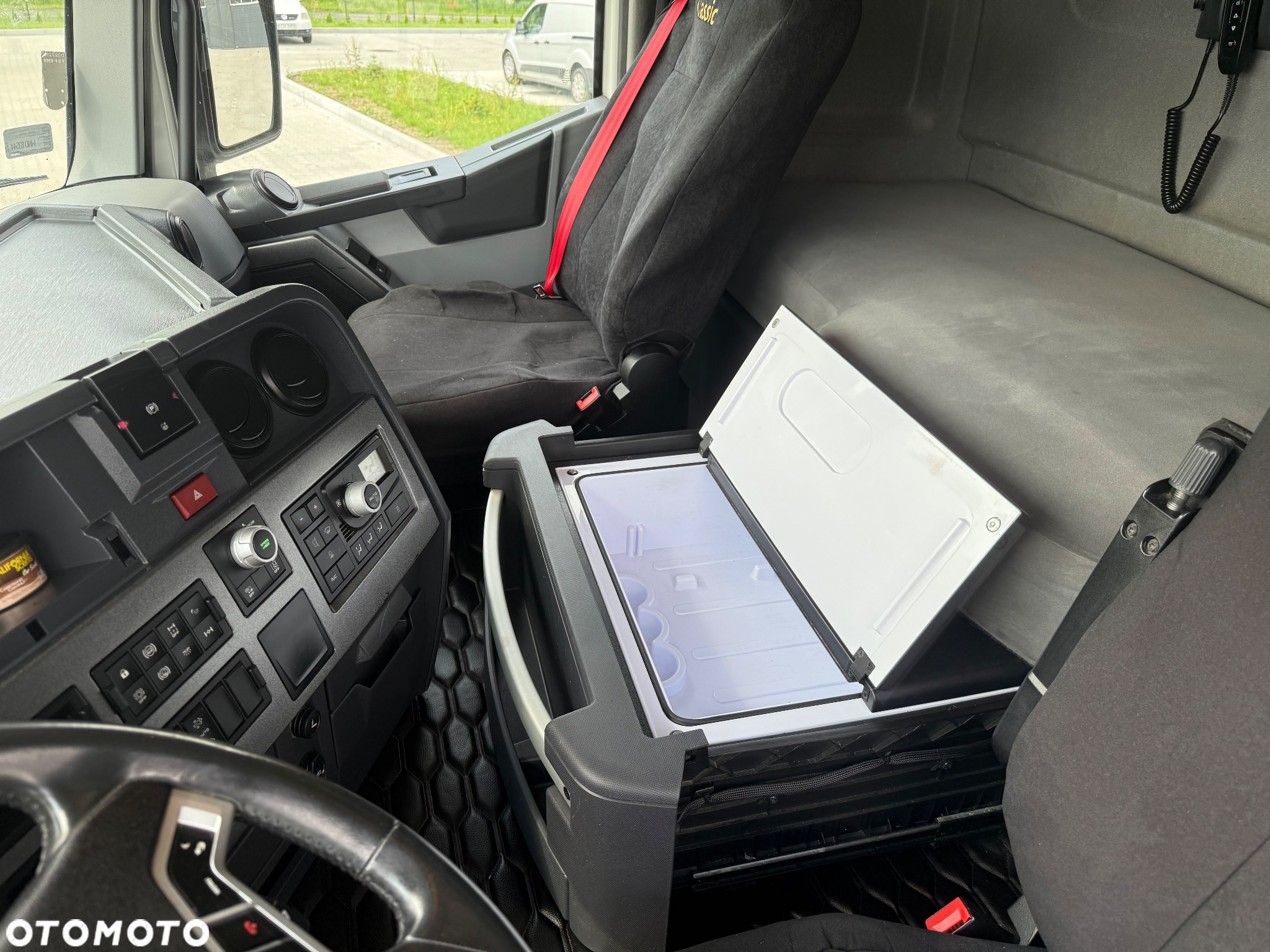 Renault T-440 T4x2 X-LOW E6 - 9