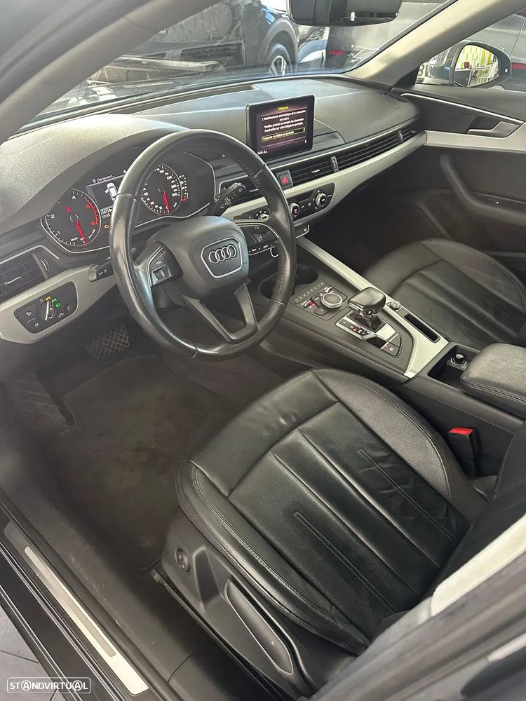 Audi A4 Avant 2.0 TDI ultra S tronic - 11