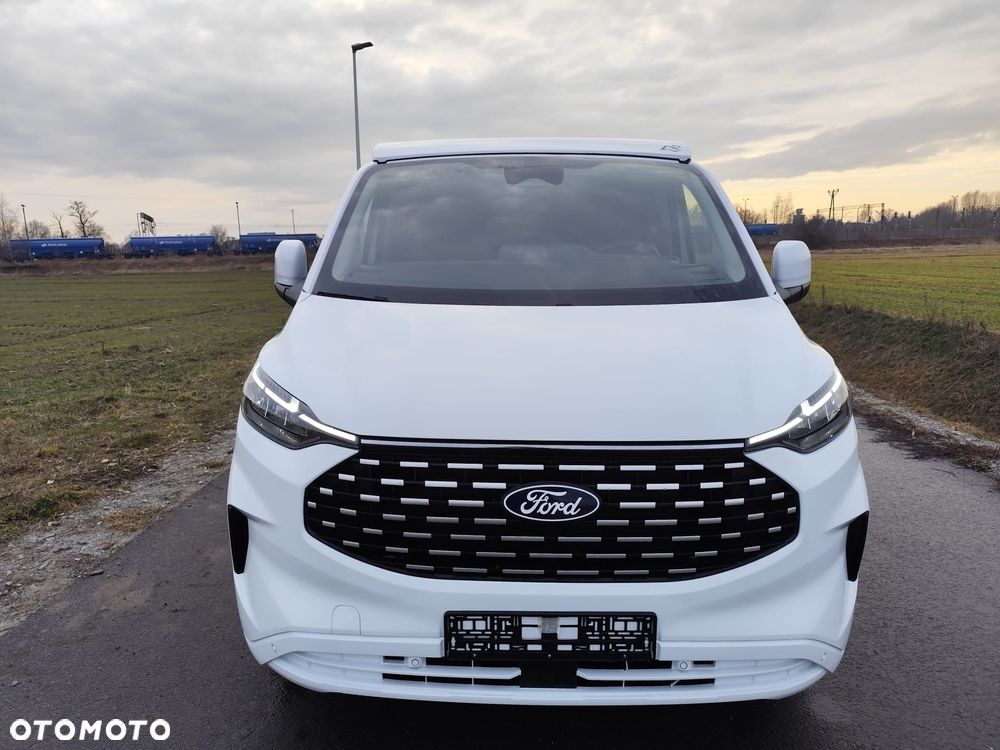 Ford Tourneo Custom 320 L2H1 VA Autm Titanium - 4