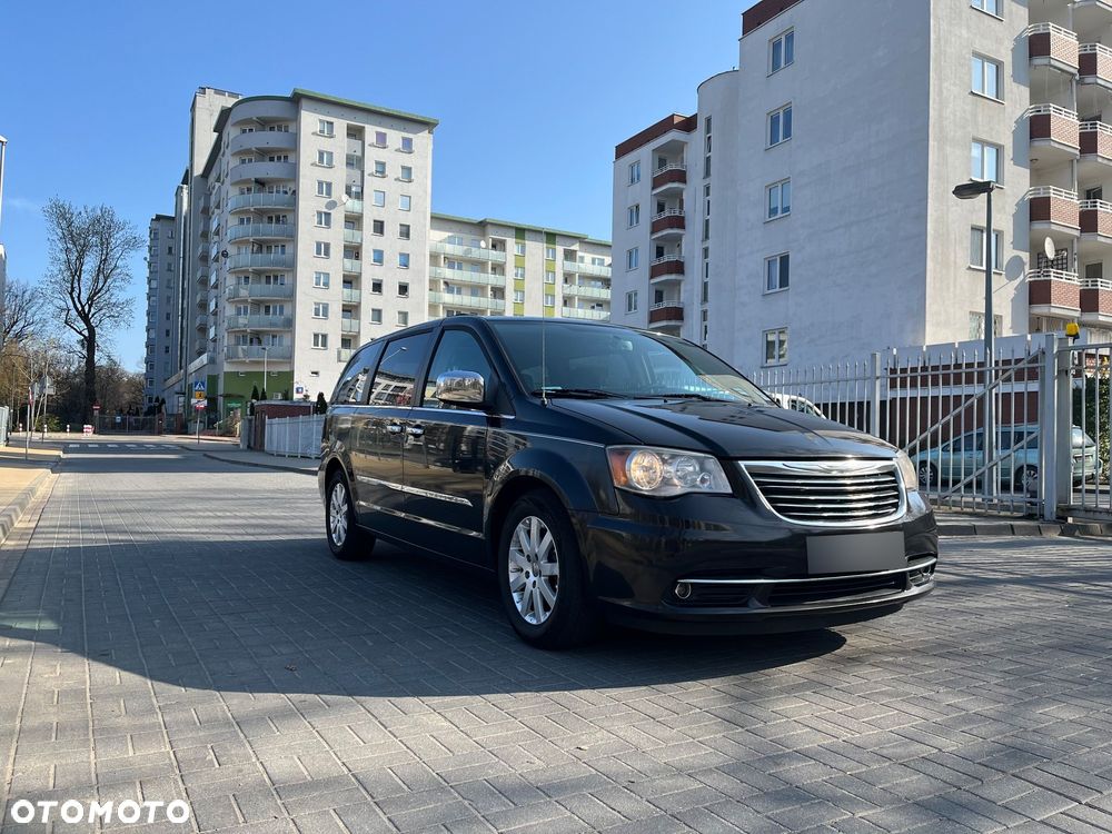 Chrysler Town & Country 3.6 Touring - 2