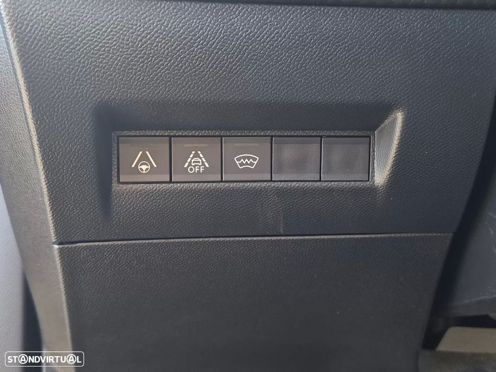 Peugeot e-2008 50 kWh GT Pack - 26