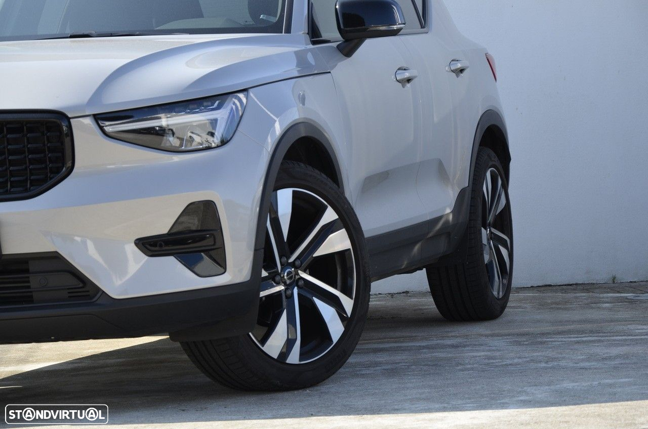 Volvo XC 40 1.5 T2 Plus Dark Auto - 28