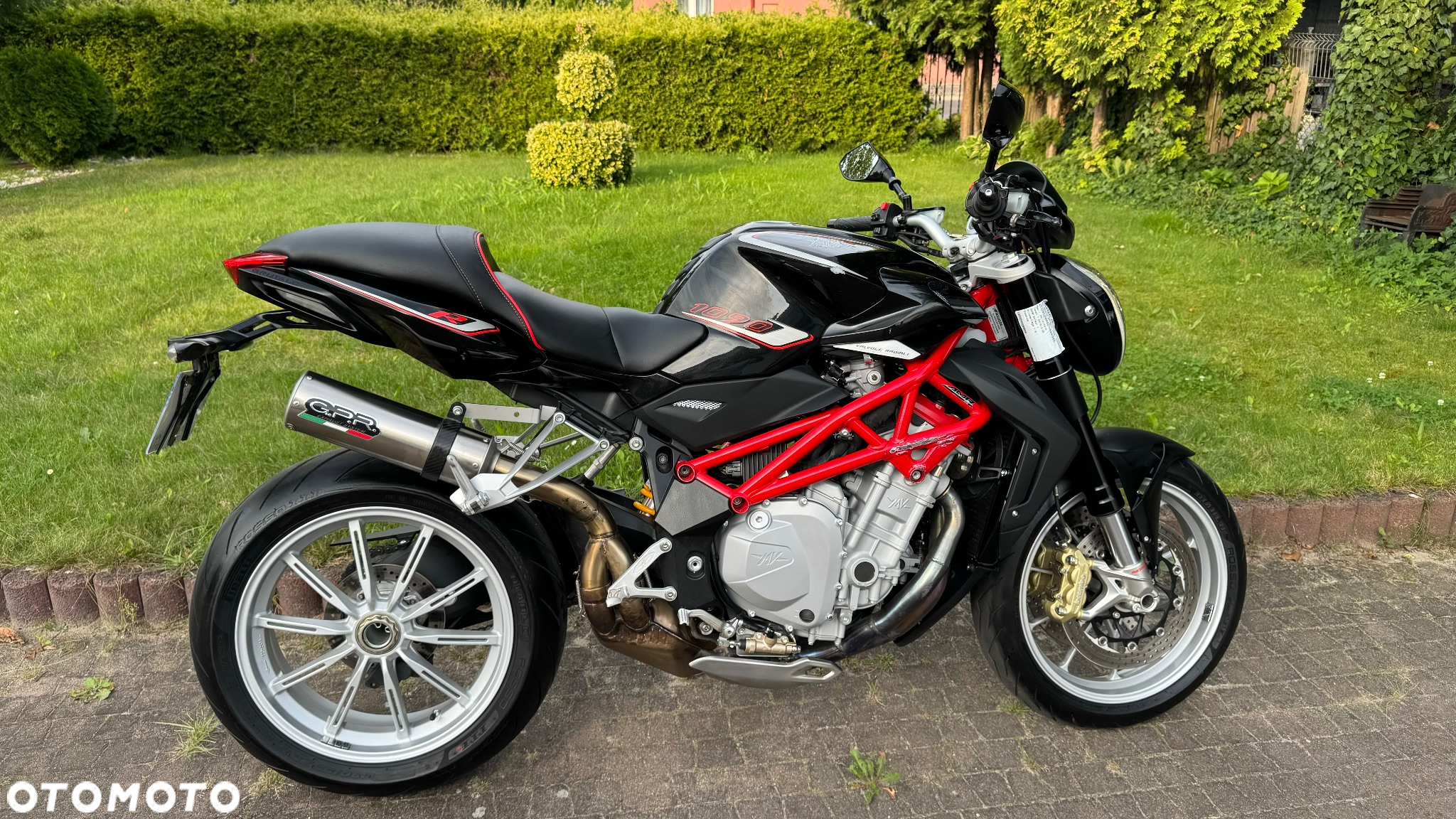 MV AGUSTA Brutale - 2