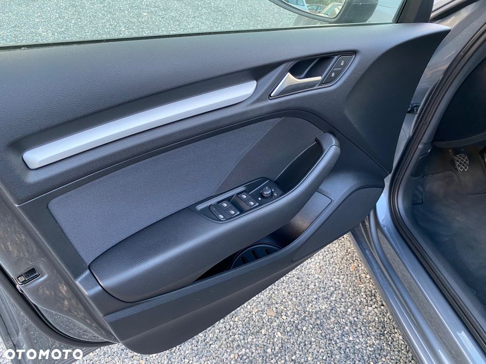 Audi A3 Sportback 30 TFSI - 13