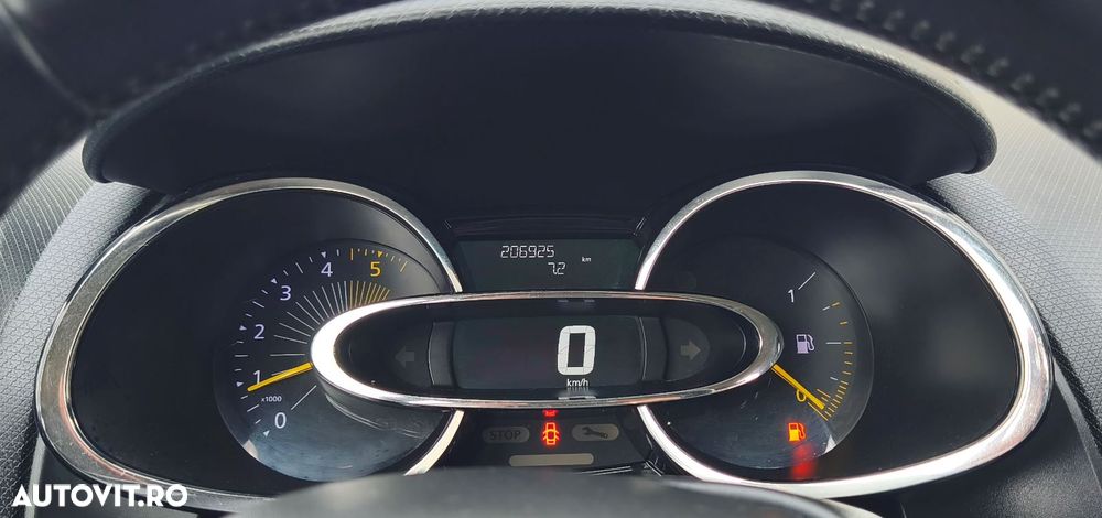 Renault Clio 1.5 dCi Confort Privilege - 9