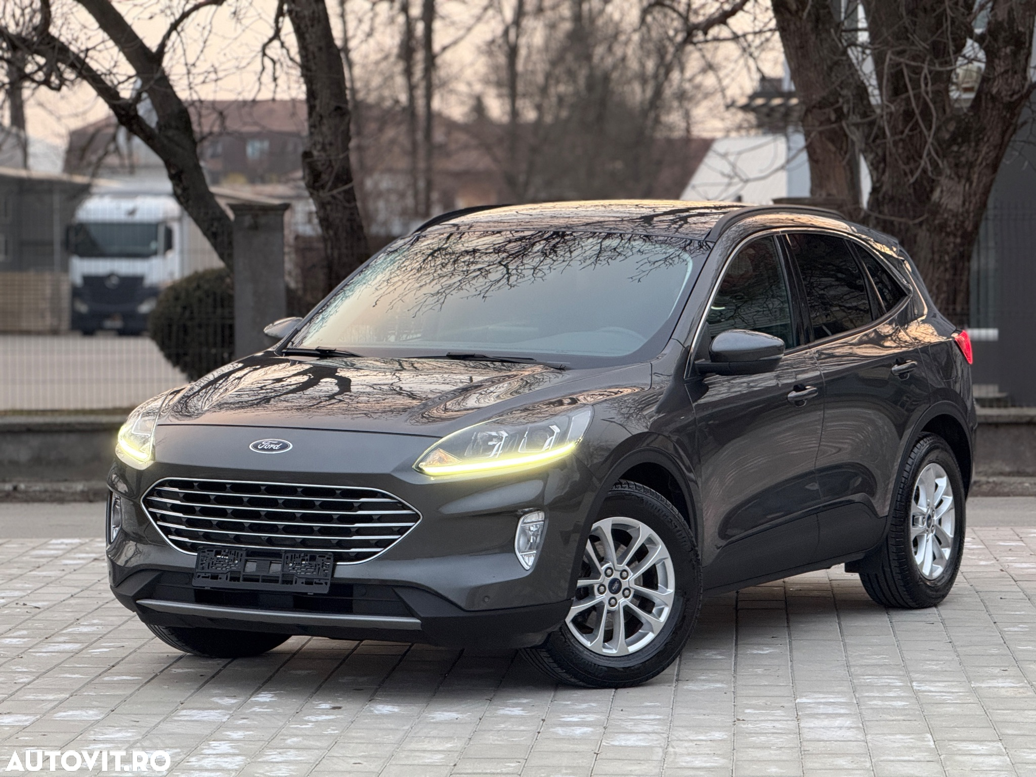 Ford Kuga 1.5 EcoBlue Aut. TITANIUM - 30