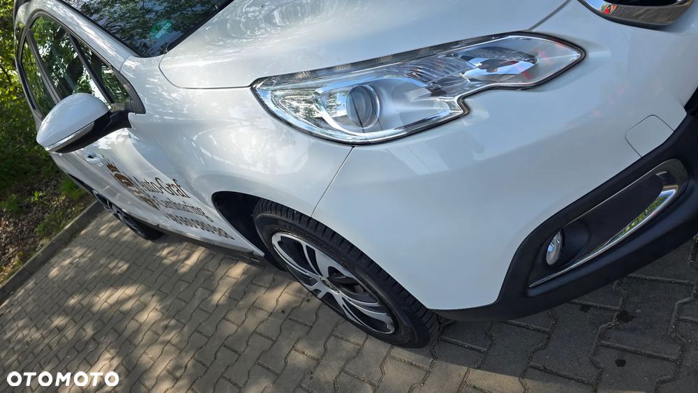 Peugeot 2008 1.2 Pure Tech Active - 11