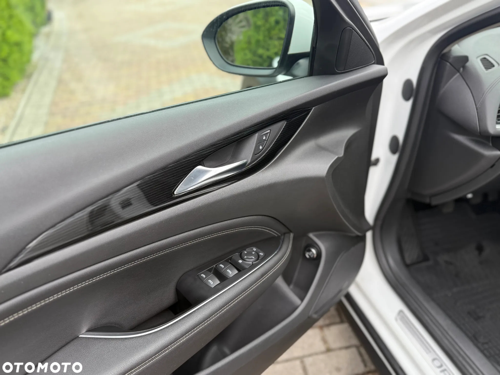 Opel Insignia Country Tourer 2.0 Diesel Exclusive - 9