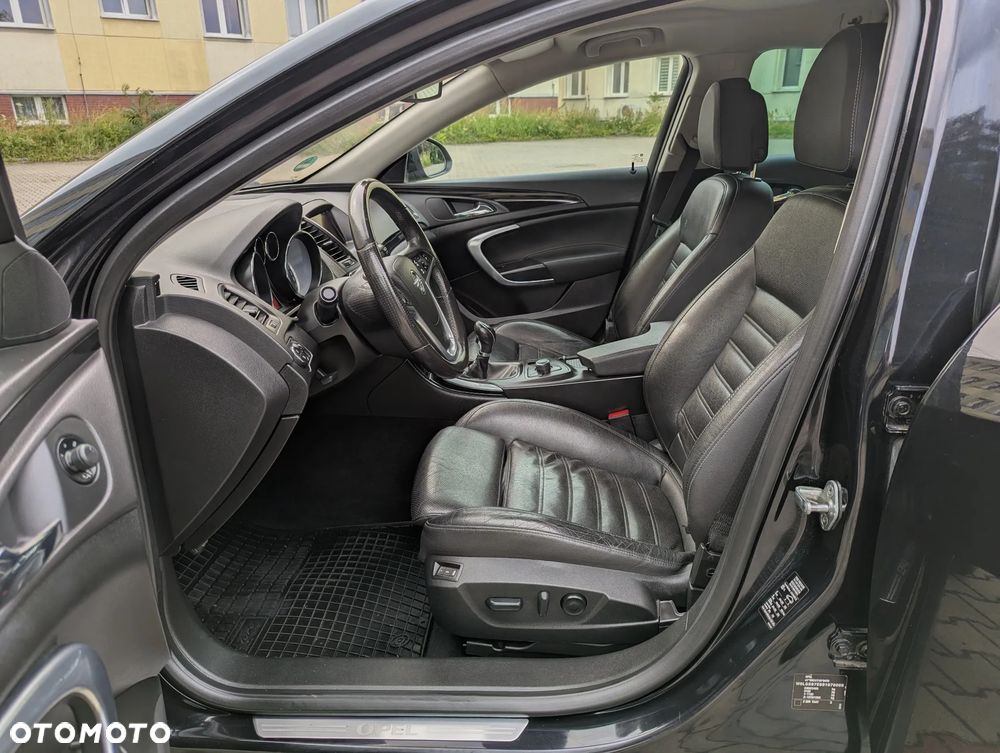 Opel Insignia 2.0 Turbo Cosmo - 30