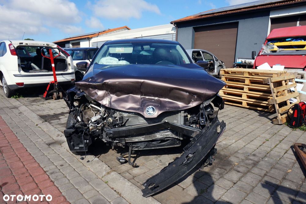 SKODA RAPID NH3 LB LIFTBACK 2015 LF8Z 1.2 TSI CJZD 110KM PRQ BRĄZOWY TOPAZ na części - 8