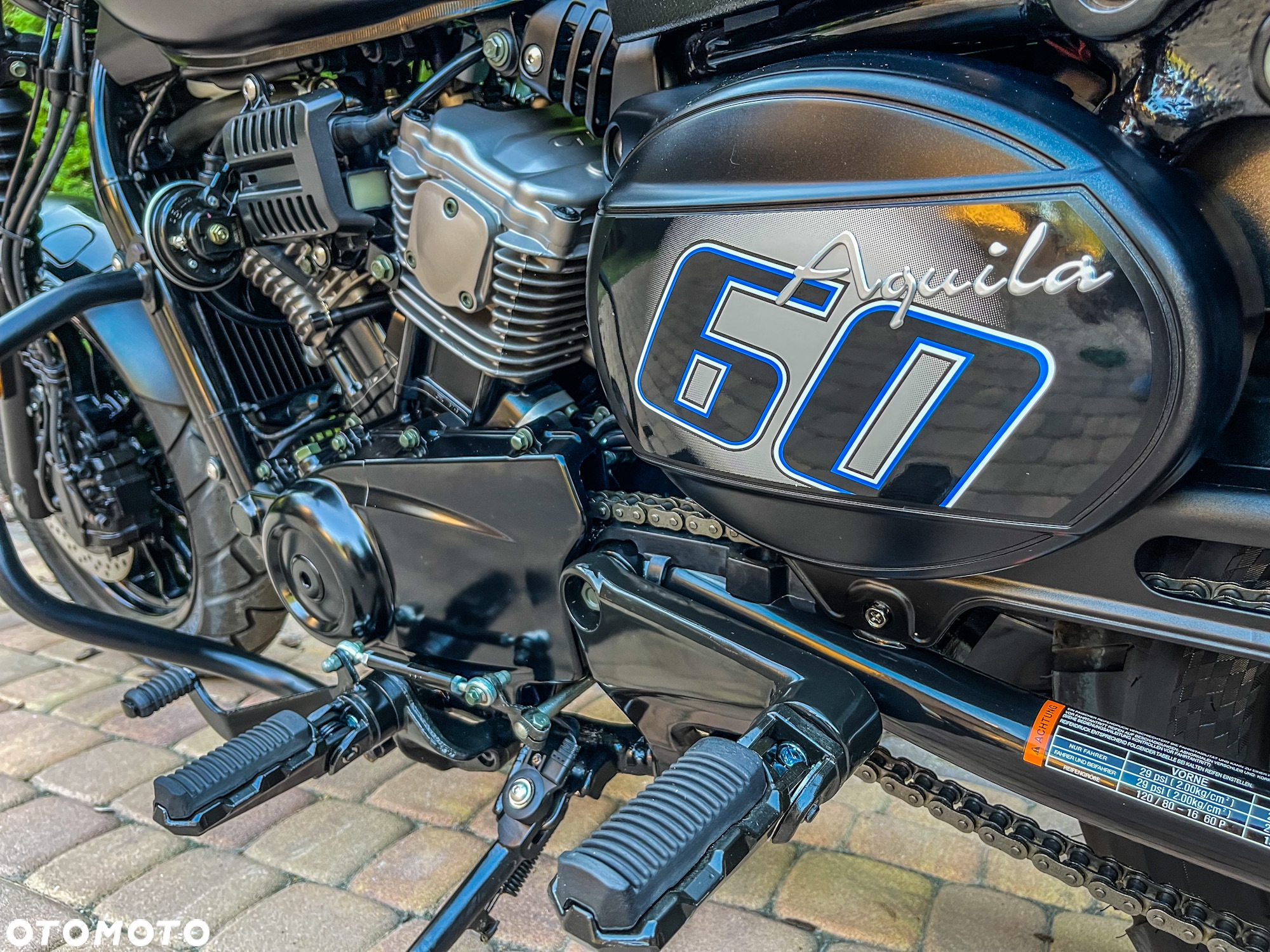 Hyosung GV - 9