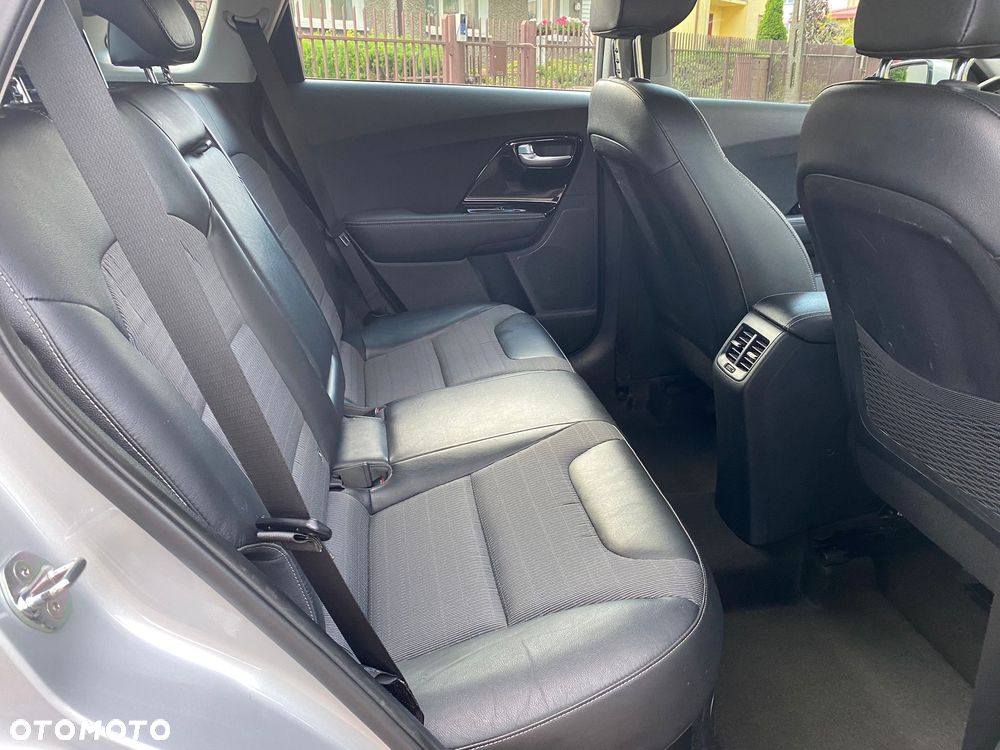 Kia Niro 1.6 GDI Hybrid M - 5