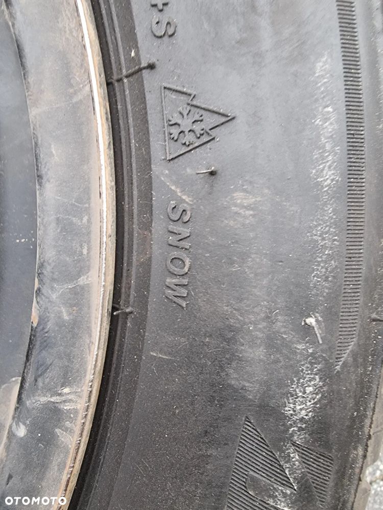 Opony zimowe na felgach stalowych 195/60/R16 - 7