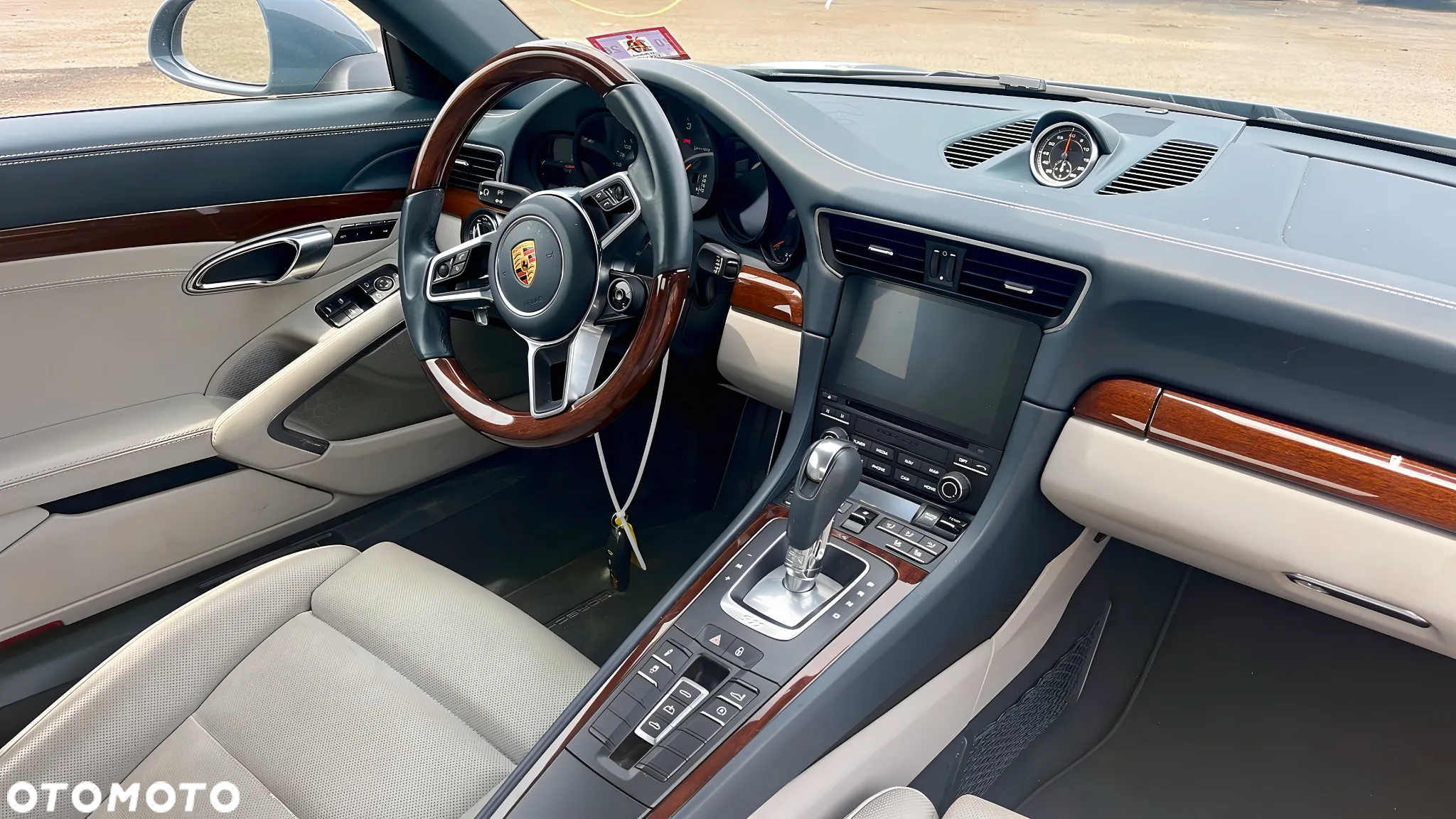 Porsche 911 Carrera PDK - 8