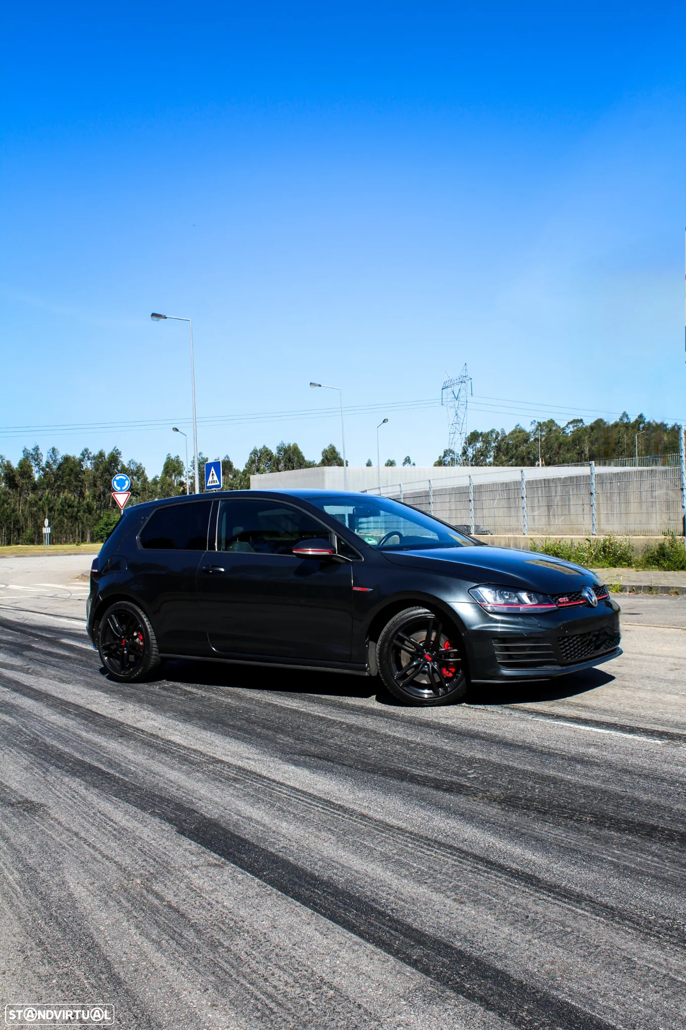 VW Golf 2.0 TSi GTi DSG Performance - 3
