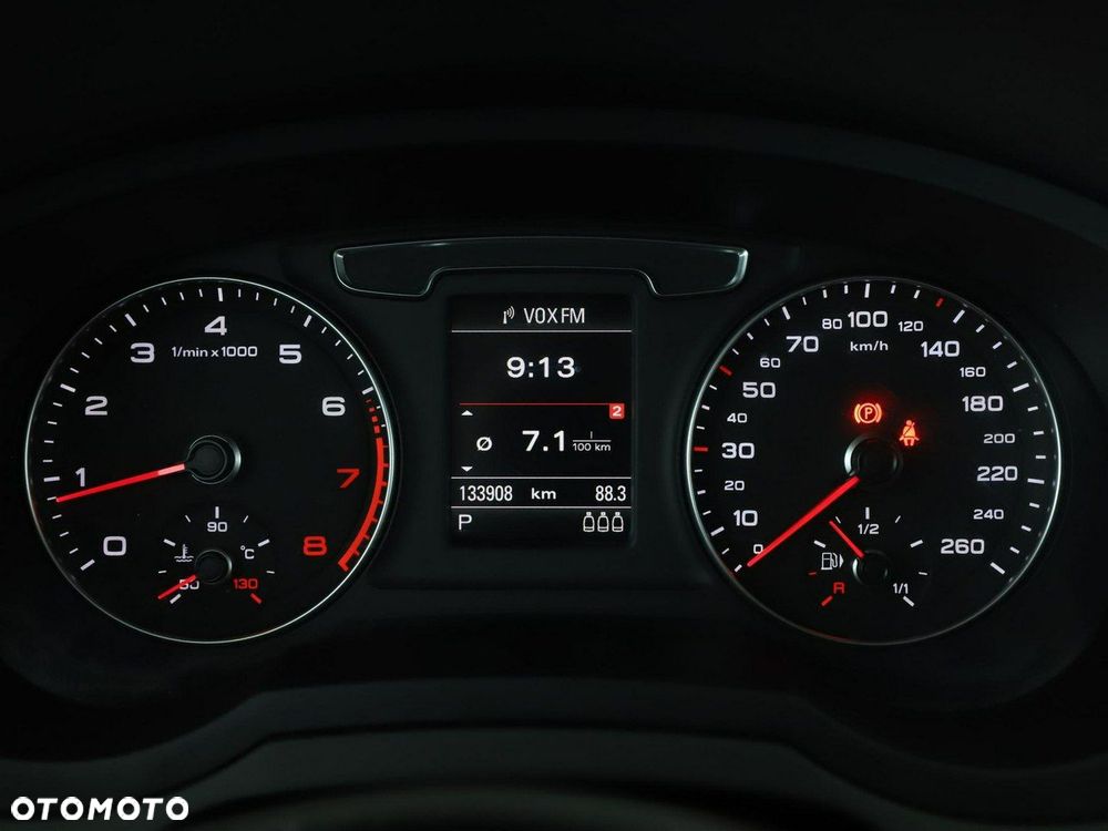 Audi Q3 1.4 TFSI Sport S tronic - 23