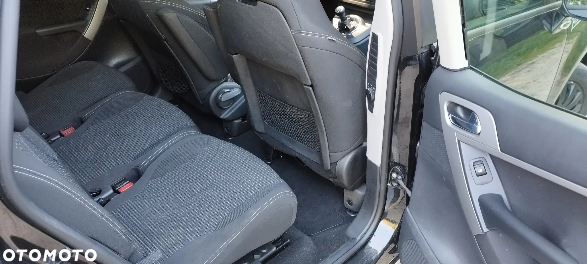 Citroën C4 Picasso 1.6 HDi FAP Style - 19