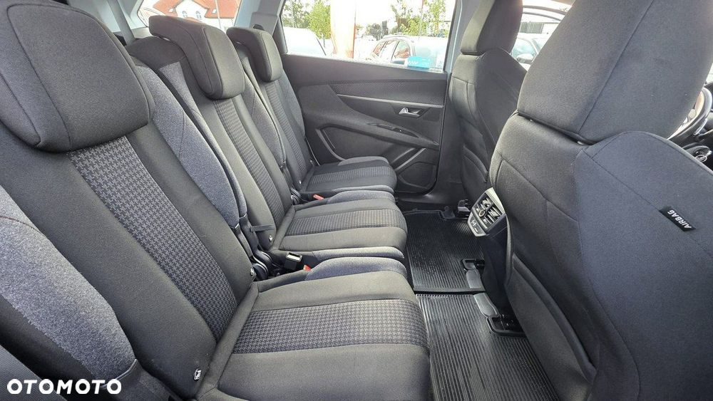 Peugeot 5008 - 20