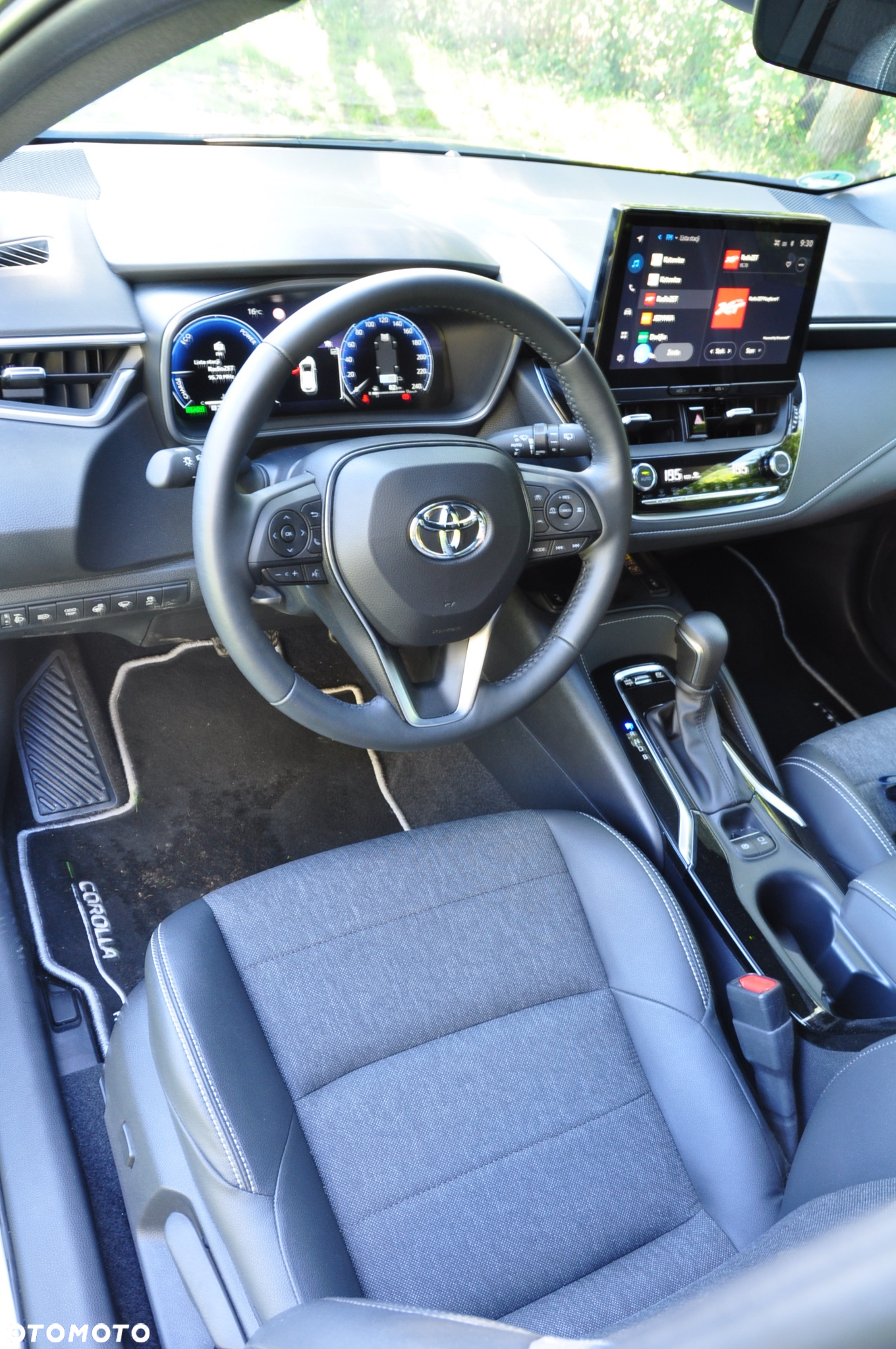Toyota Corolla - 38
