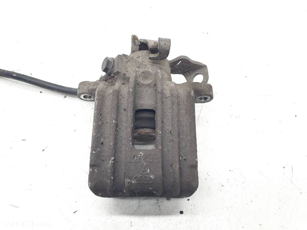 ZACISK TYŁ LEWY SEAT TOLEDO II LEON I GOLF IV - 1