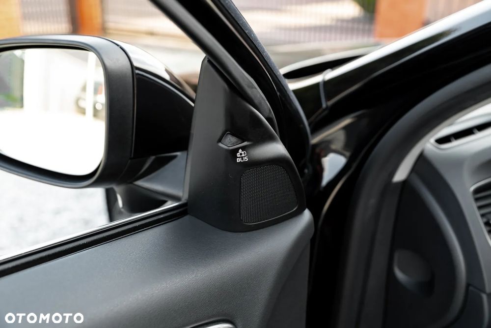 Volvo V60 D3 Geartronic Momentum - 19