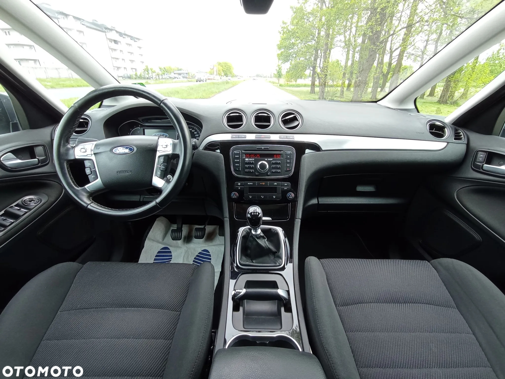 Ford S-Max - 24