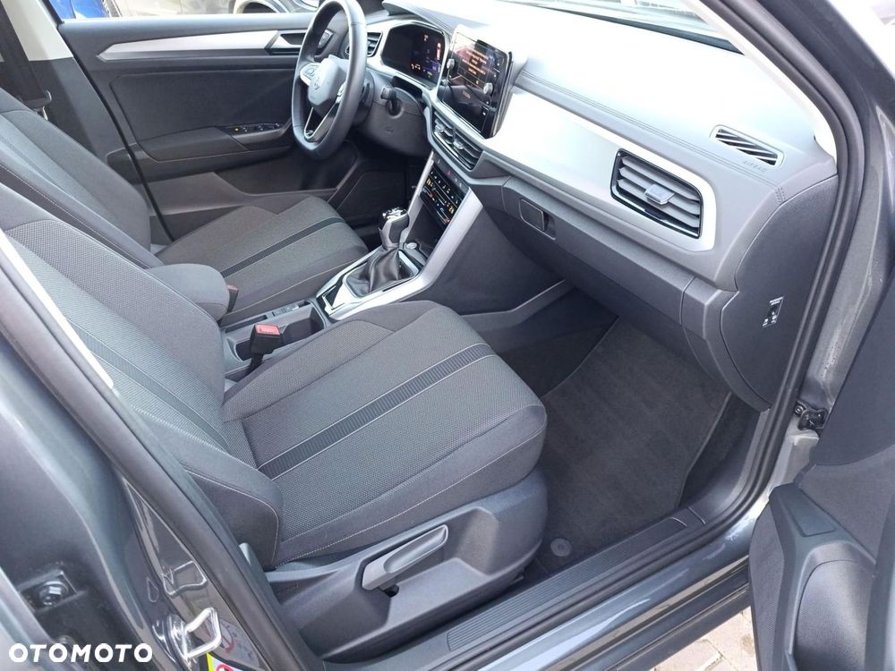Volkswagen T-Roc - 15