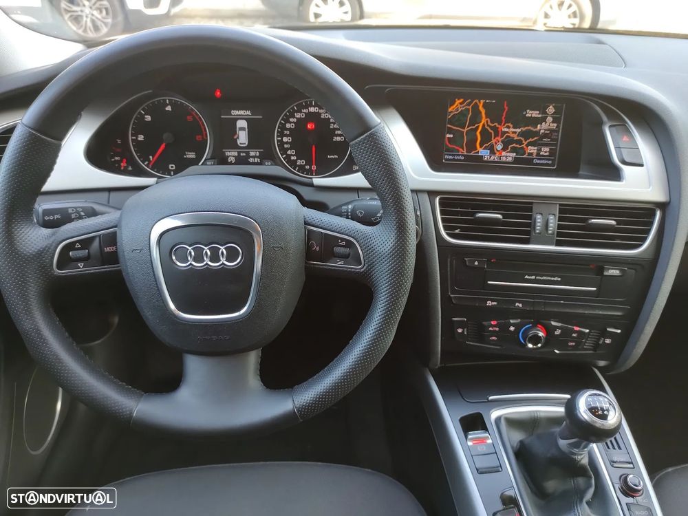Audi A4 Avant 2.0 TDi Advance - 19