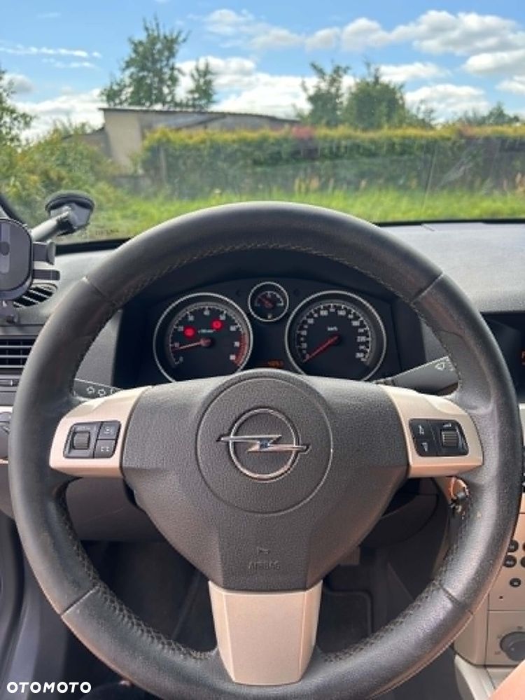 Opel Astra 1.6 - 14