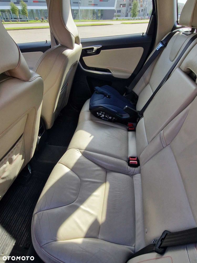 Volvo XC 60 - 7