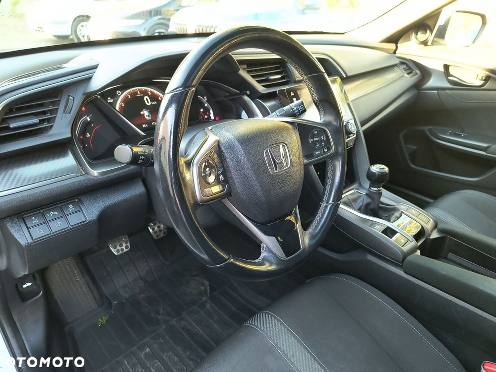 Honda Civic 1.5 T Sport Plus (Navi) - 12
