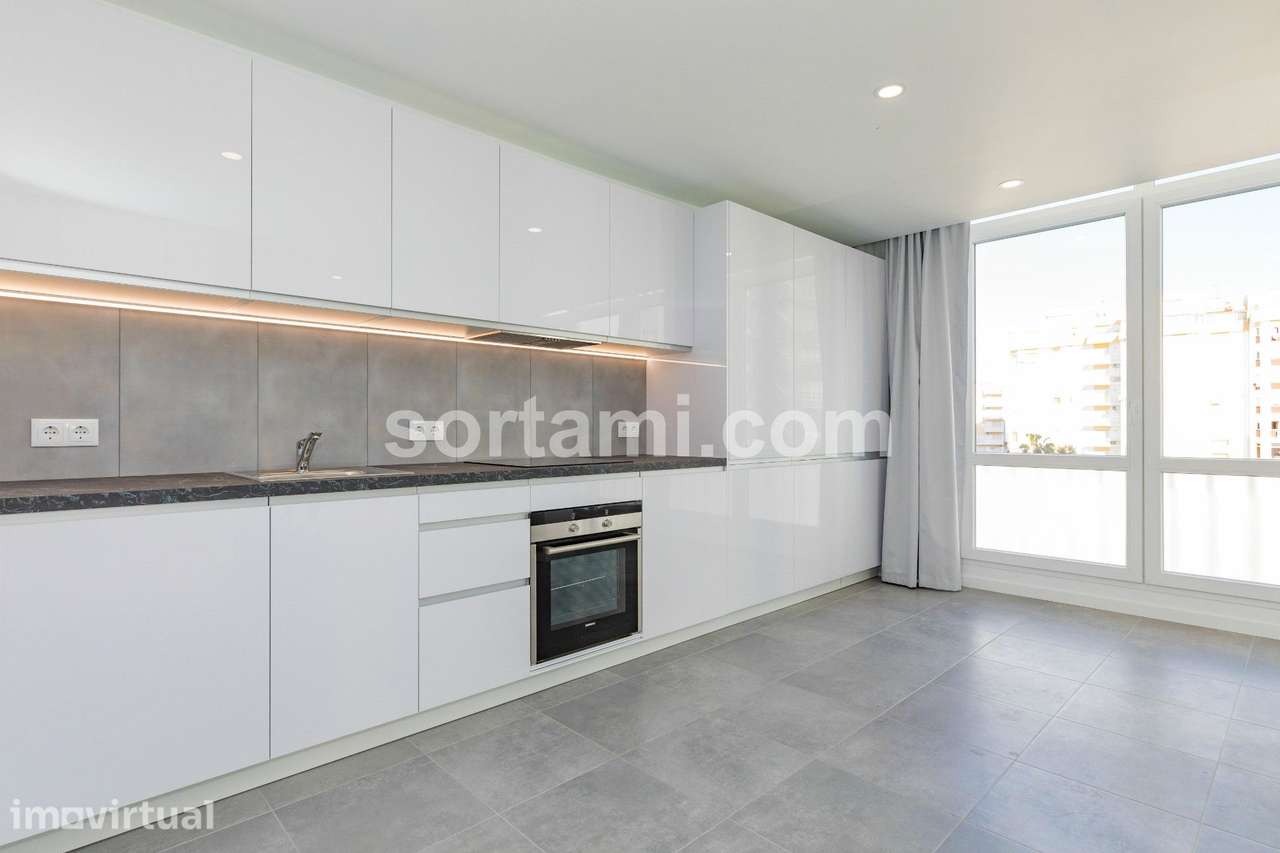 Apartamento T1 Venda em Quarteira,Loulé - Grande imagem: 3/7