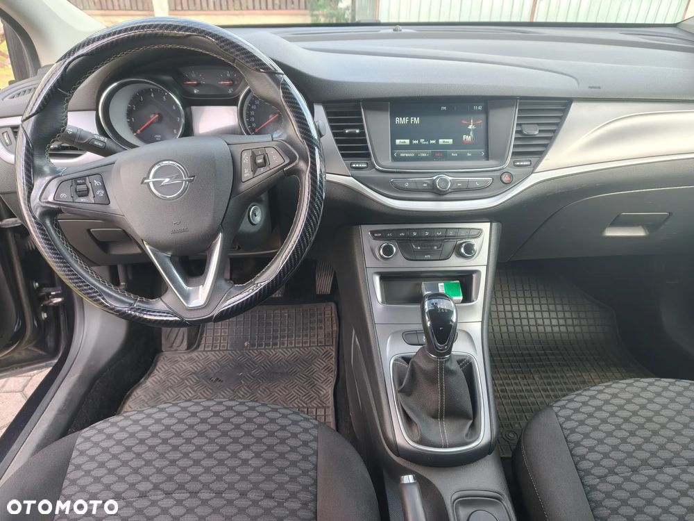 Opel Astra - 14