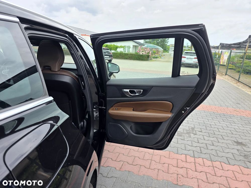 Volvo V60 B3 B Inscription - 14