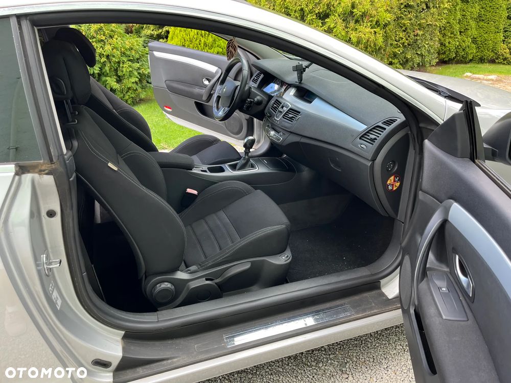Renault Laguna dCi 150 FAP - 17